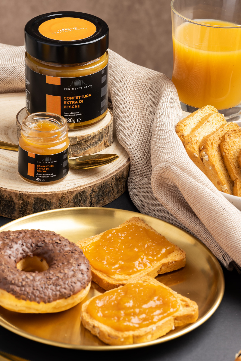 Marmellata di pesche colazione italiana tenimenti forte