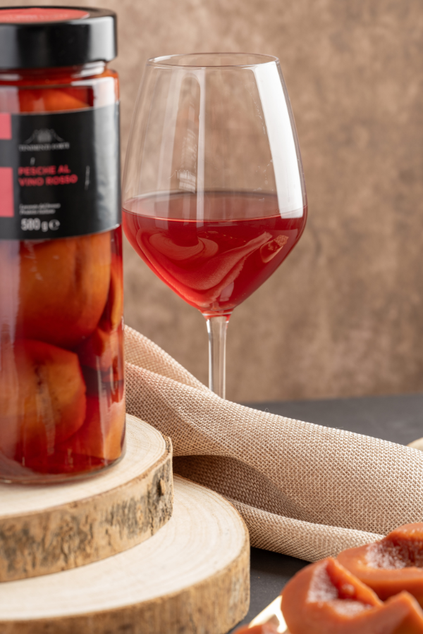Pesche al Vino Rosso